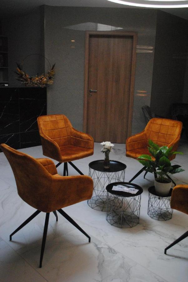 Hotel Flora Schwäbisch Gmünd Dış mekan fotoğraf