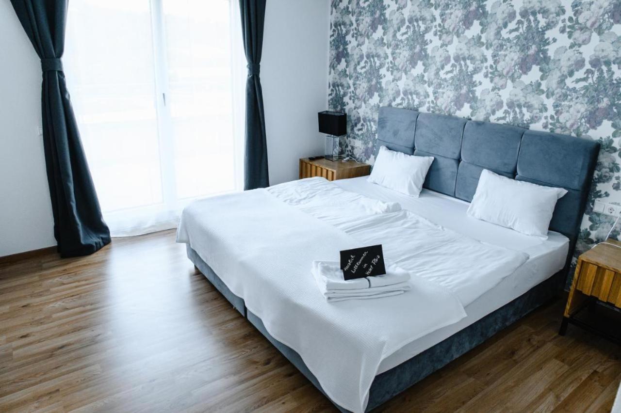Hotel Flora Schwäbisch Gmünd Dış mekan fotoğraf